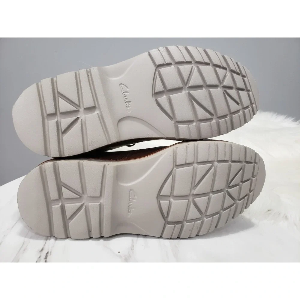 Clarks shoes have